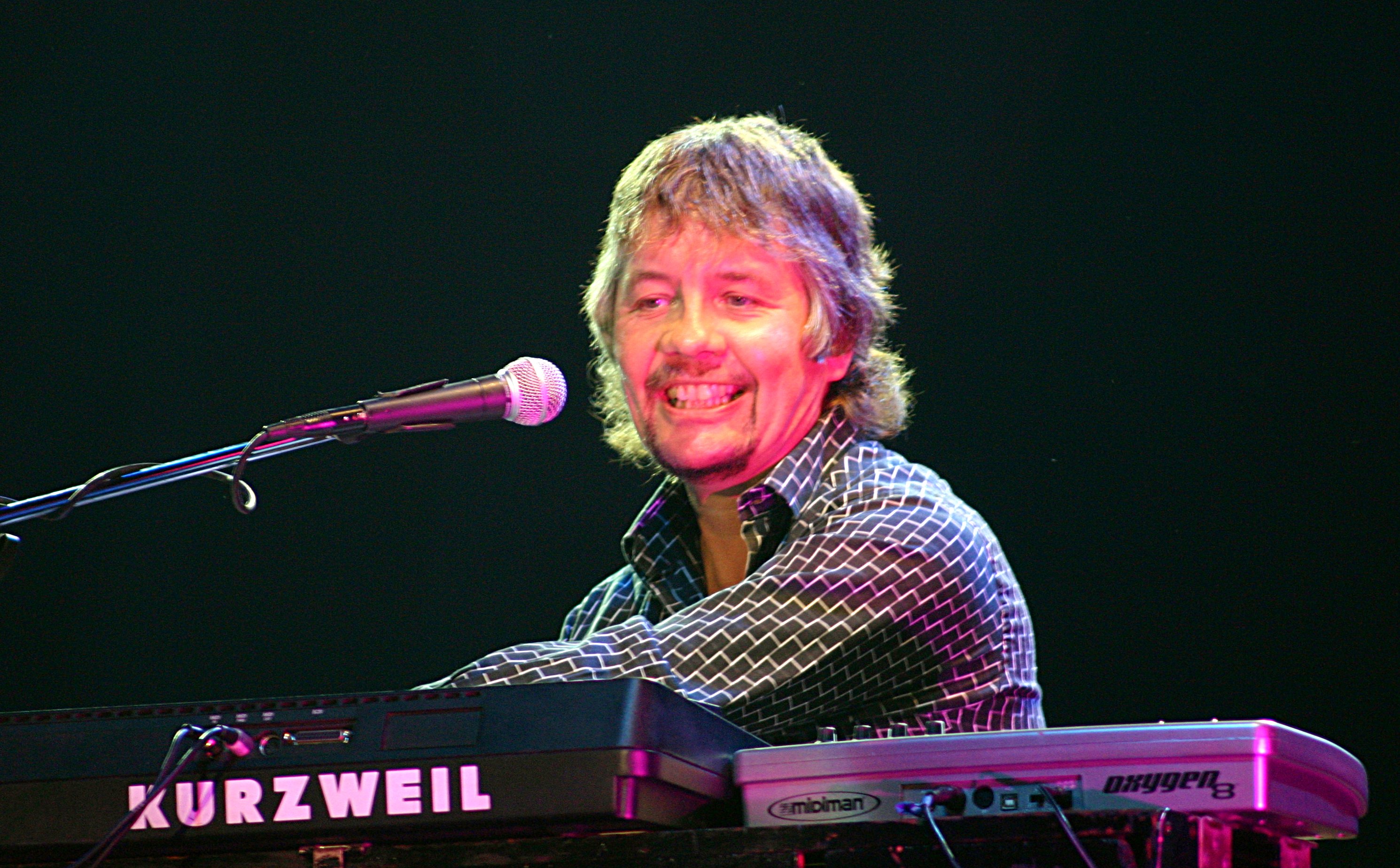Don Airey - klávesy